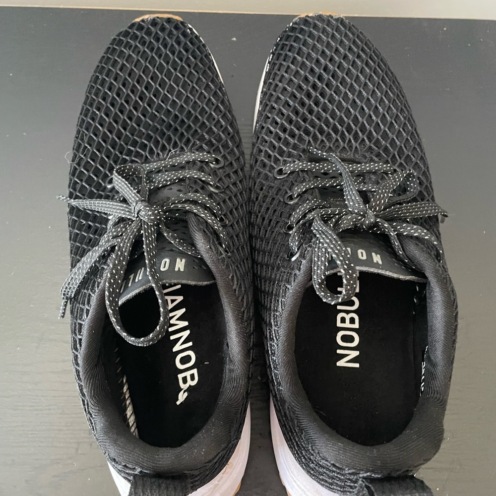 NoBull Black Mesh Runners men size 9, women size 10.5